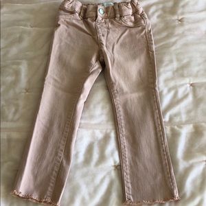 Children’s place size 4T pink cut off jeans.